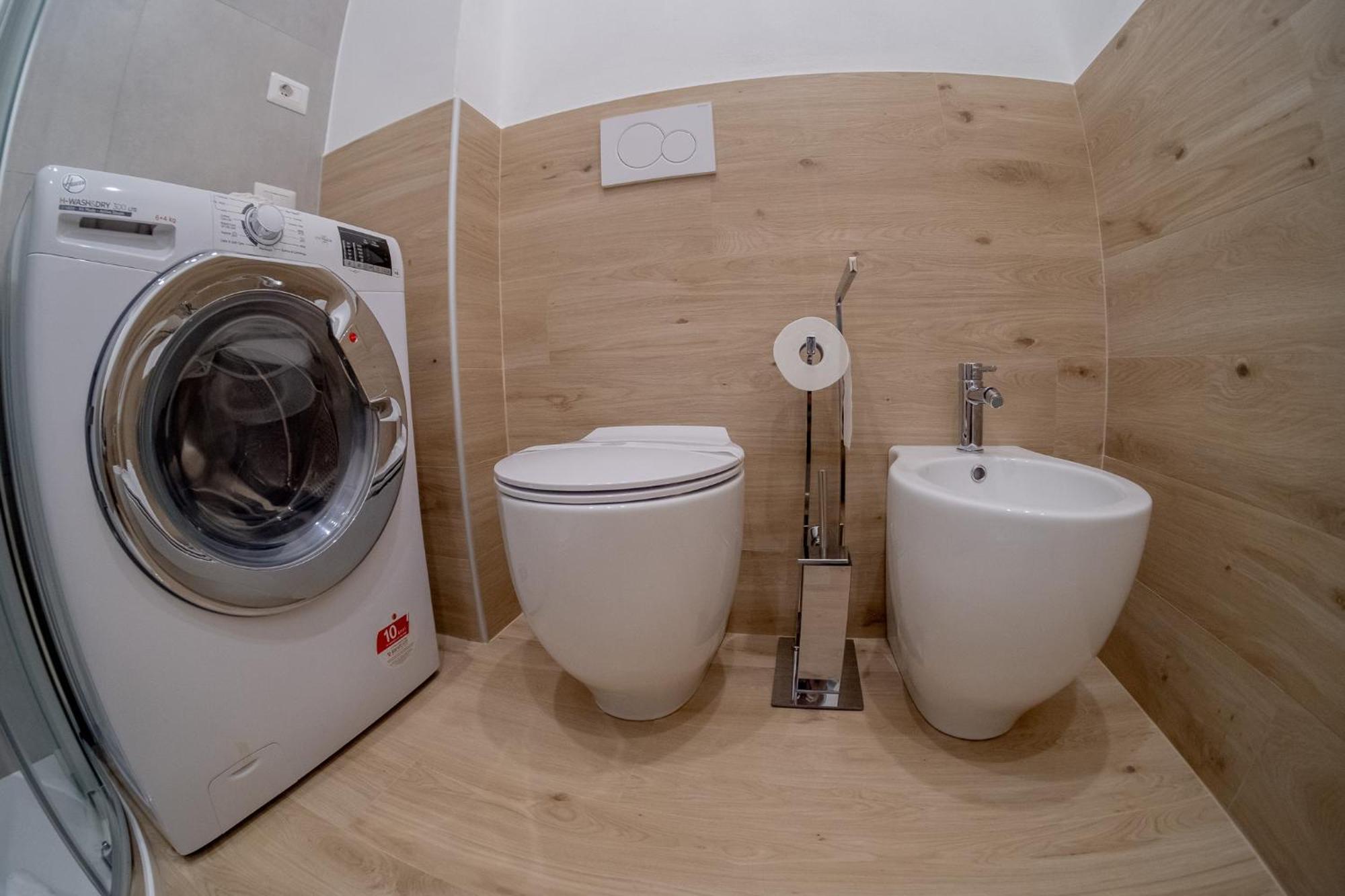 Gohost - City Hideaway A Few Minutes From Milano Centrale Bagian luar foto